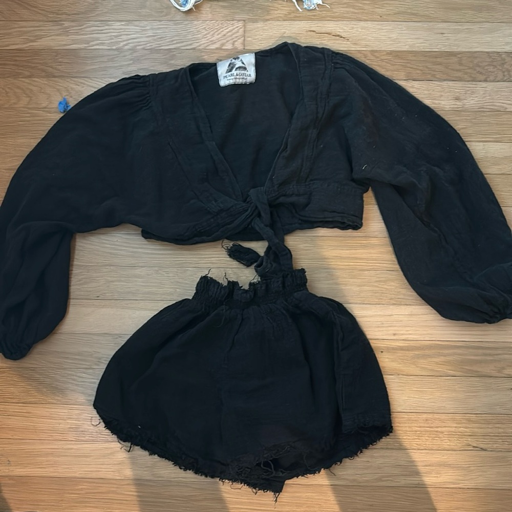 Pearl & Caviar Two Piece Set